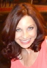 insure_with_daphne_new001011.jpg